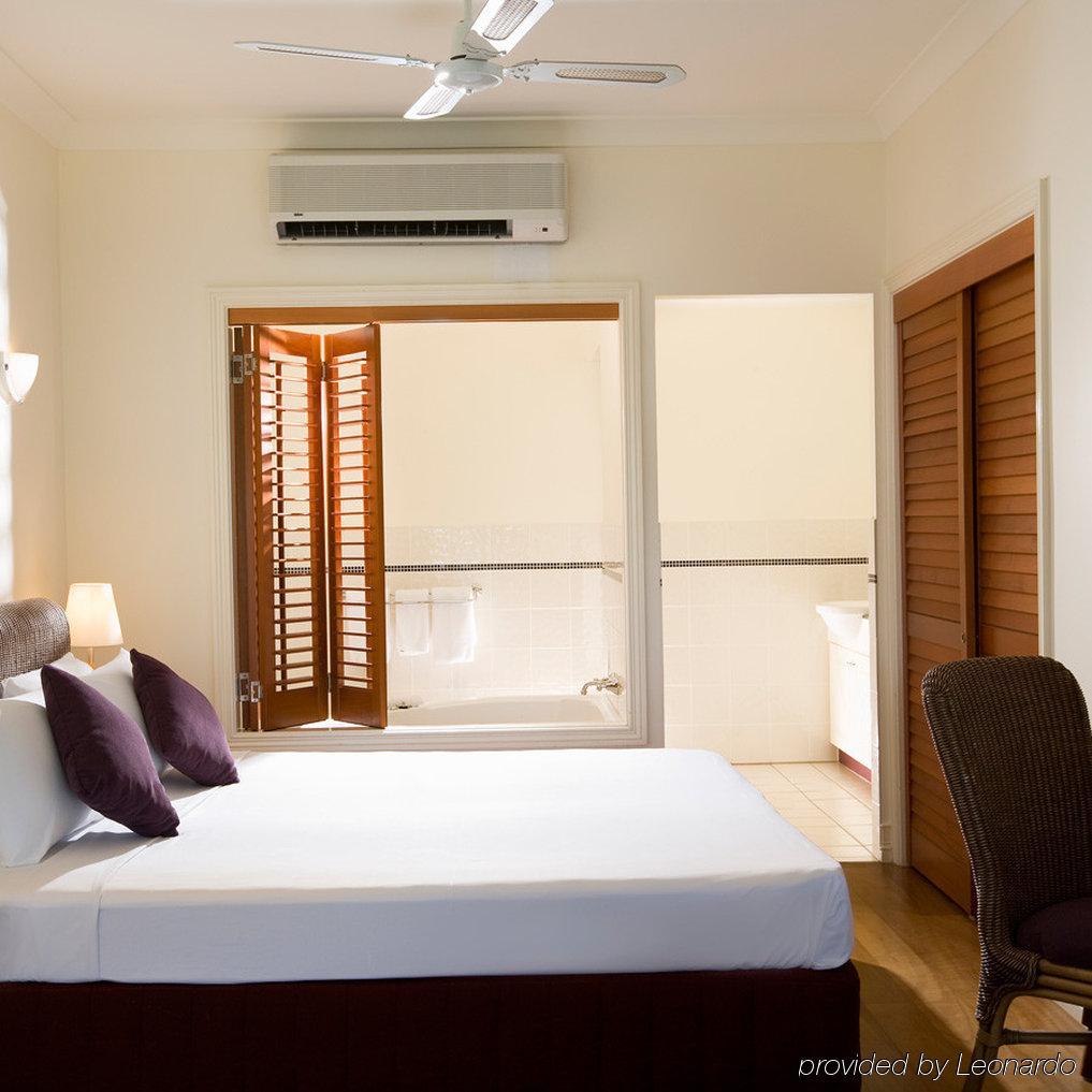 Mantra On The Inlet Hotel Port Douglas Exterior photo